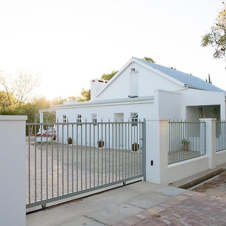 רוברטסון Plumbago Cottages מראה חיצוני תמונה